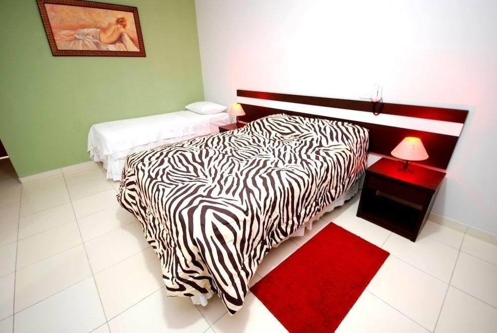 Oyo Apart Hotel Veleiros Santa Cruz Cabralia Bagian luar foto